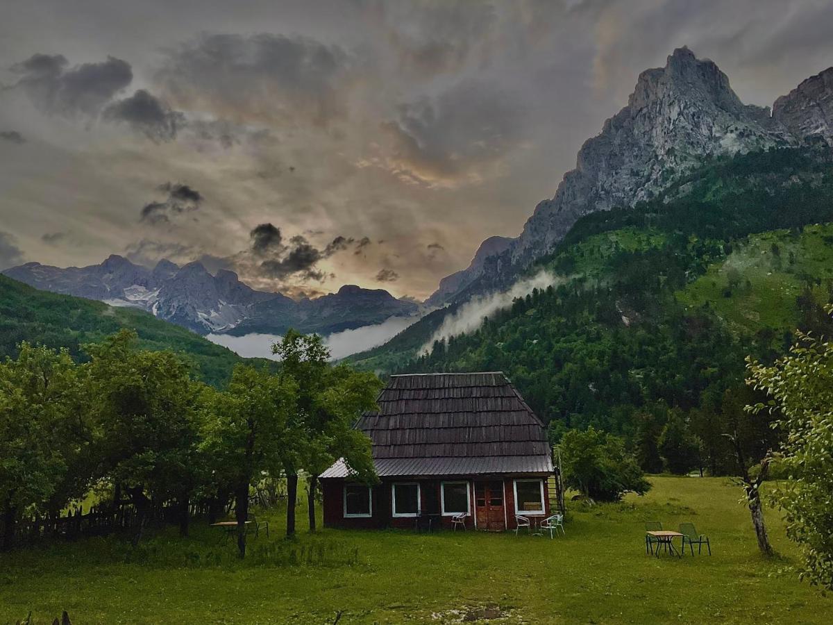 Готель Bujtina 2 Вальбоне Екстер'єр фото
